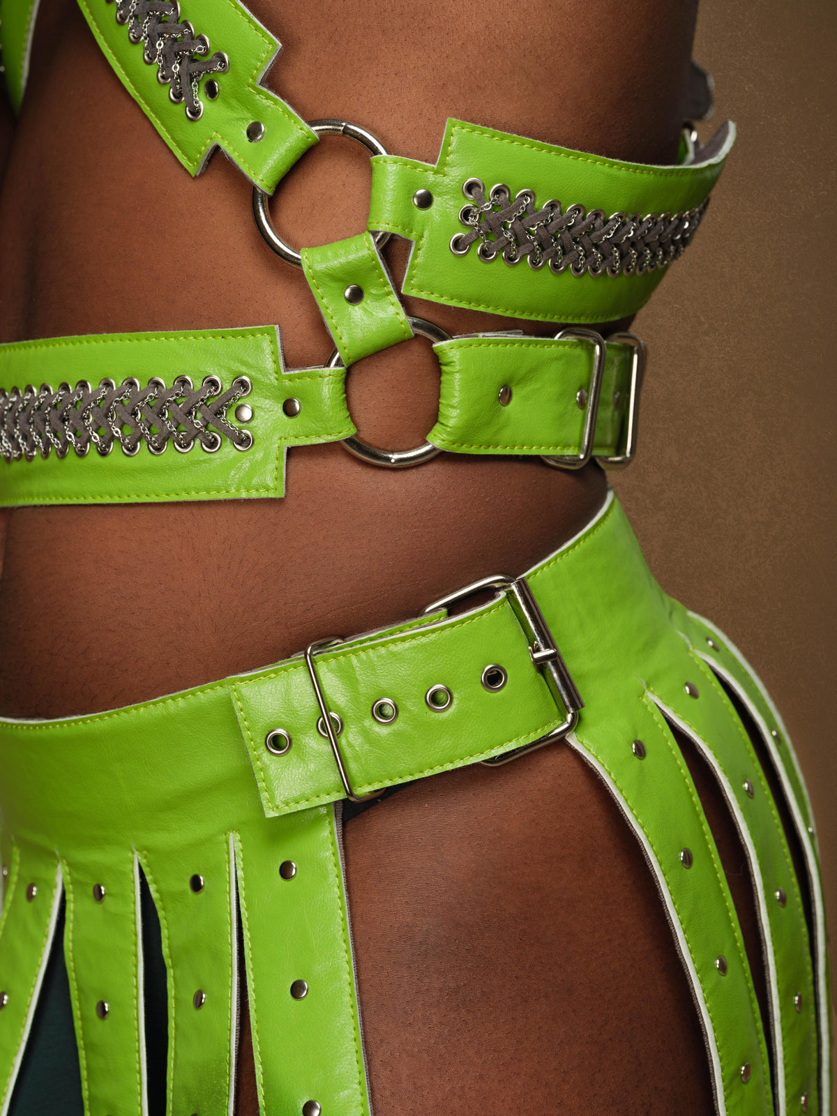 Wide Metal Tip Kilt